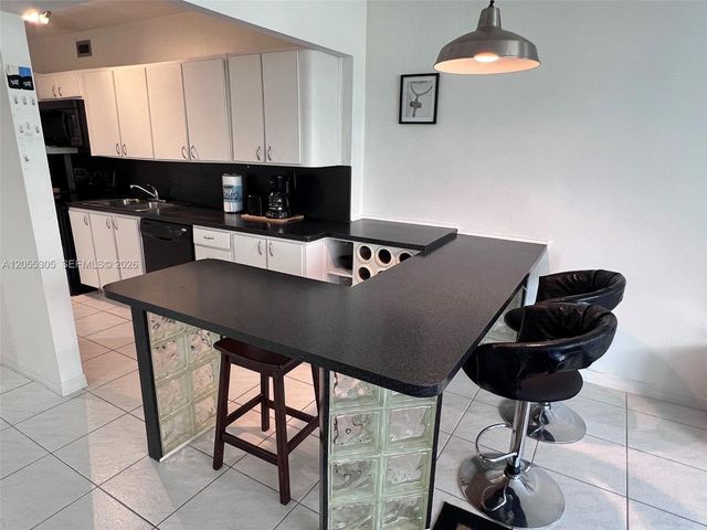 100 Lincoln Rd 634, Miami Beach, FL 33139