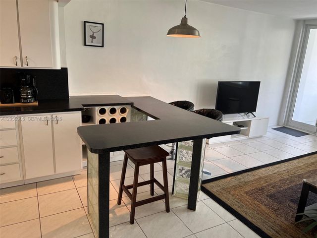 100 Lincoln Rd 634, Miami Beach, FL 33139