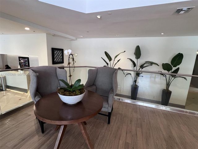 100 Lincoln Rd 634, Miami Beach, FL 33139