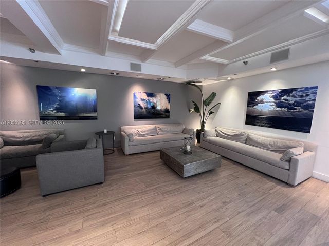 100 Lincoln Rd 634, Miami Beach, FL 33139