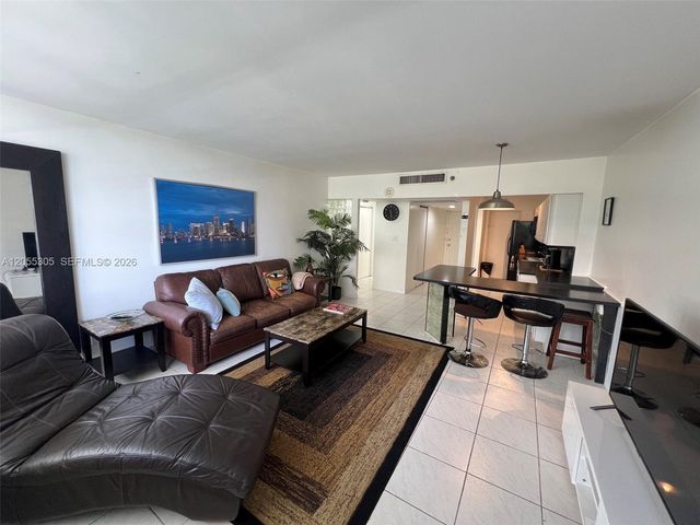 100 Lincoln Rd 634, Miami Beach, FL 33139