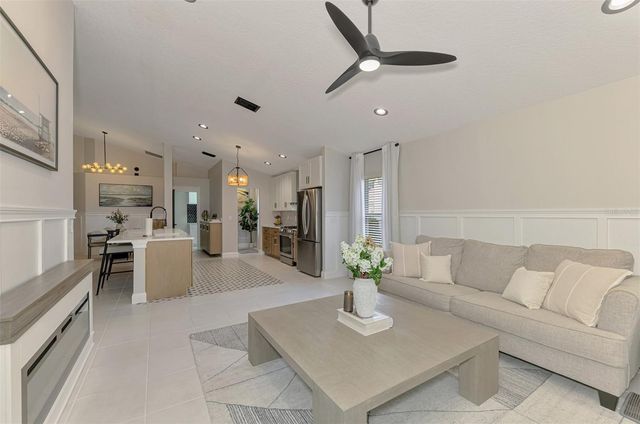 5261 HIGHBURY CIRCLE, Sarasota, FL 34238