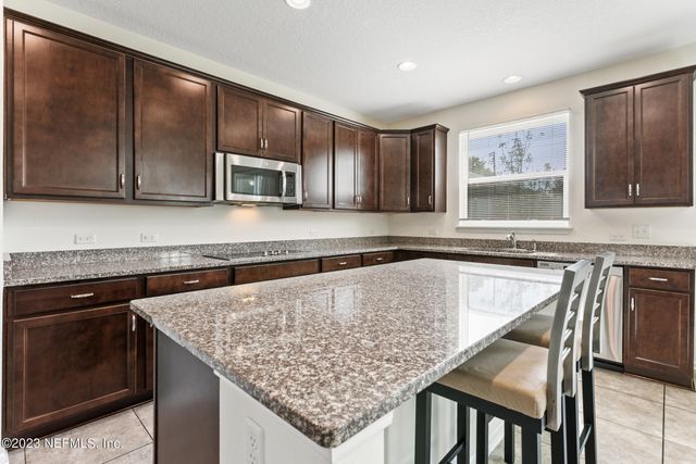 3315 RIDGEVIEW Drive, Green Cove Springs, FL 32043