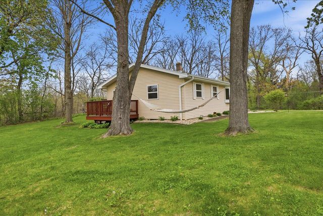 N2852 Schofield ROAD, Lake Geneva, WI 53147