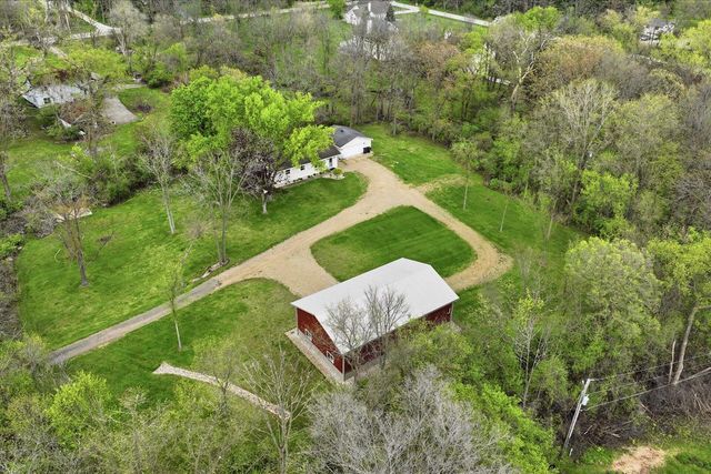 N2852 Schofield ROAD, Lake Geneva, WI 53147