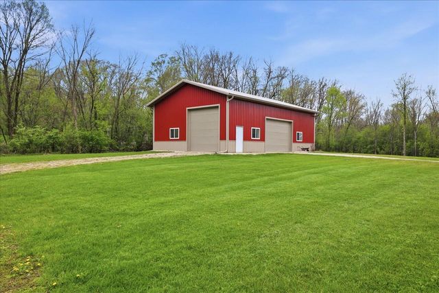 N2852 Schofield ROAD, Lake Geneva, WI 53147