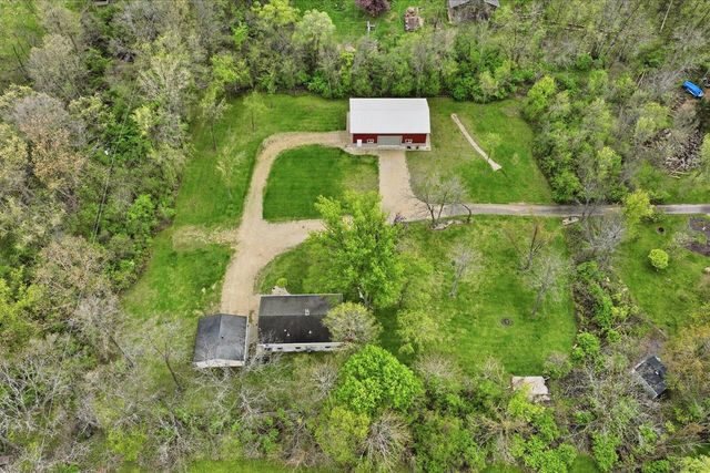 N2852 Schofield ROAD, Lake Geneva, WI 53147