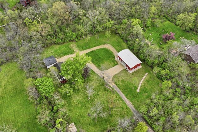N2852 Schofield ROAD, Lake Geneva, WI 53147