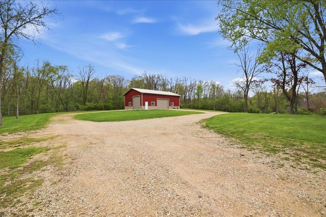 N2852 Schofield ROAD, Lake Geneva, WI 53147