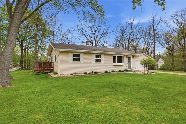 N2852 Schofield ROAD, Lake Geneva, WI 53147