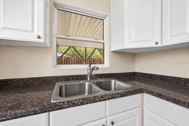 6819 MEADOWLAWN DRIVE N, St Petersburg, FL 33702