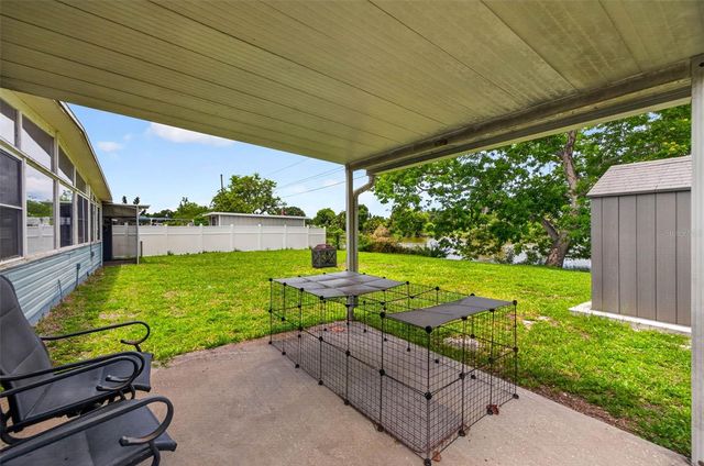 6819 MEADOWLAWN DRIVE N, St Petersburg, FL 33702