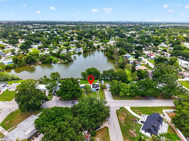6819 MEADOWLAWN DRIVE N, St Petersburg, FL 33702