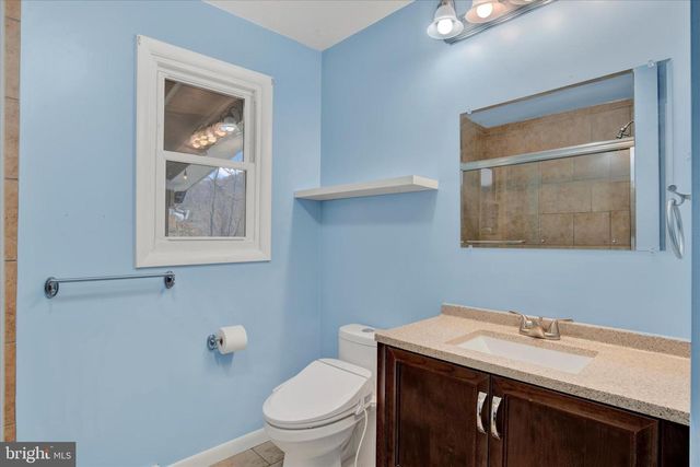 10 USZTICS LN, Dauphin, PA 17018