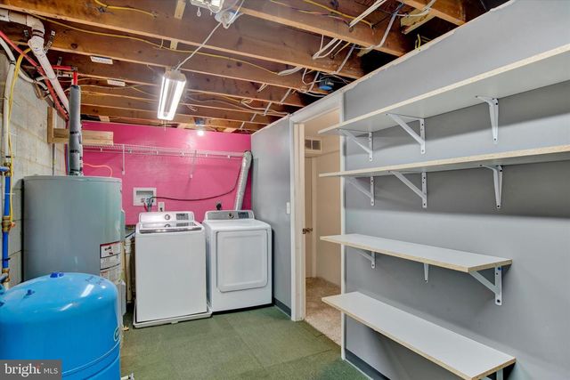 10 USZTICS LN, Dauphin, PA 17018