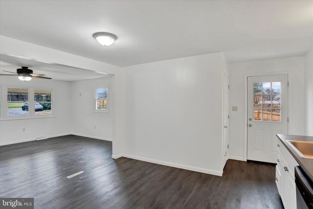 10 USZTICS LN, Dauphin, PA 17018