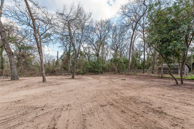 14583 Cherokee Lane, Log Cabin, TX 75148