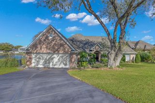 107 W Lake Street, Conroe, TX 77356