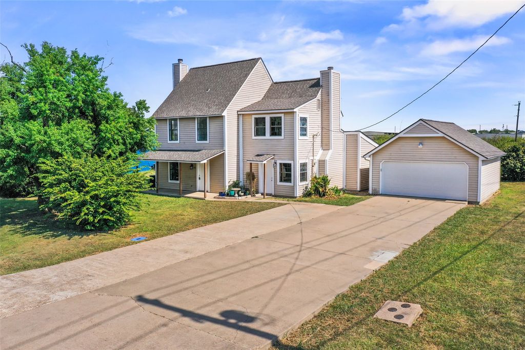 100 Howland Lane, Waxahachie, TX 75167