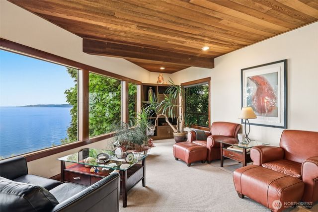 104 SW 291st Street, Federal Way, WA 98023