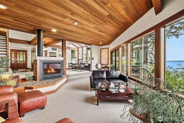 104 SW 291st Street, Federal Way, WA 98023