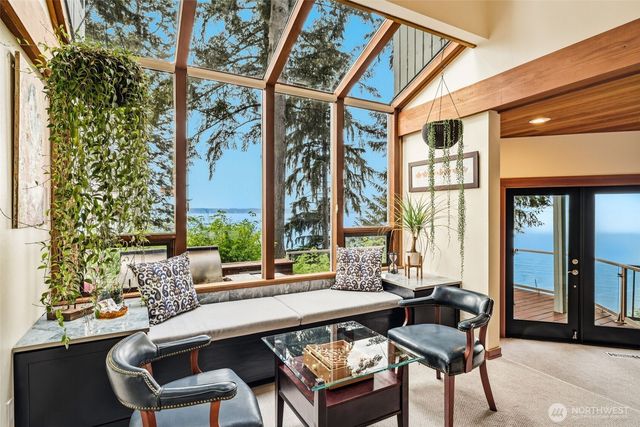 104 SW 291st Street, Federal Way, WA 98023