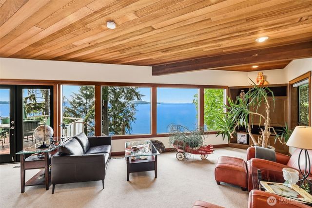 104 SW 291st Street, Federal Way, WA 98023