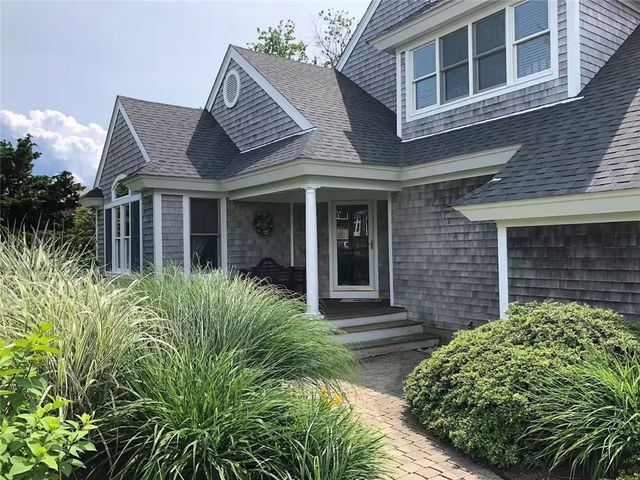 611 Wolcott Avenue, Middletown, RI 02842