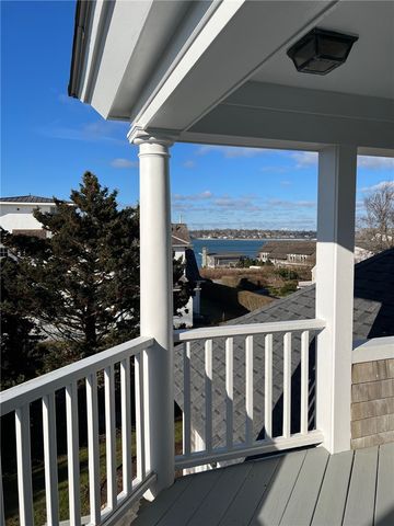 611 Wolcott Avenue, Middletown, RI 02842