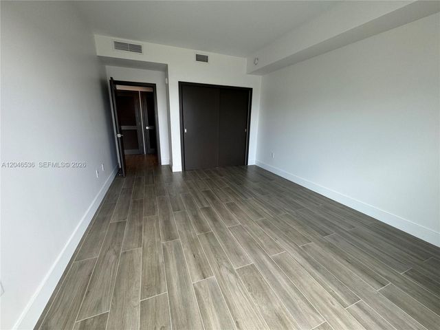 1938 Jackson St 503, Hollywood, FL 33020