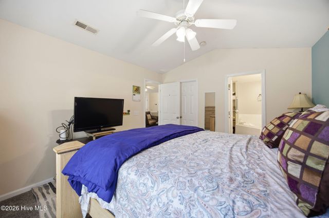 2223 Locksley Woods Drive G, Greenville, NC 27858