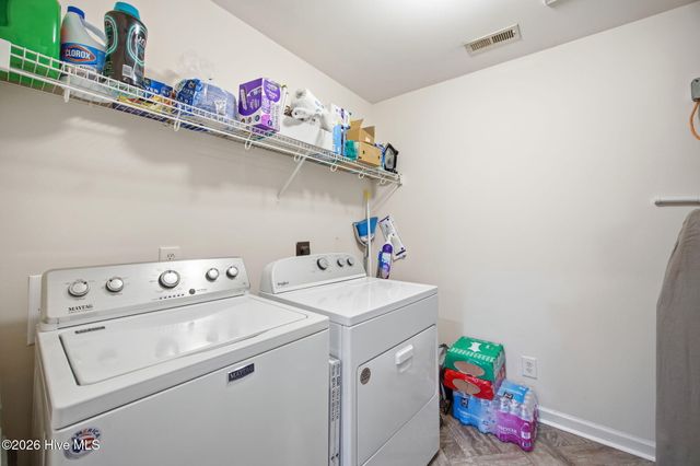 2223 Locksley Woods Drive G, Greenville, NC 27858