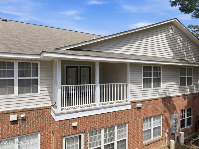 2223 Locksley Woods Drive G, Greenville, NC 27858