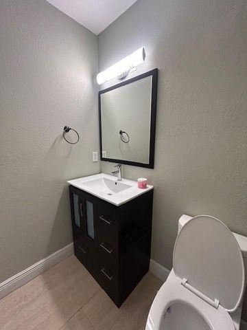 4757 Sunny Palm Circle B, West Palm Beach, FL 33415