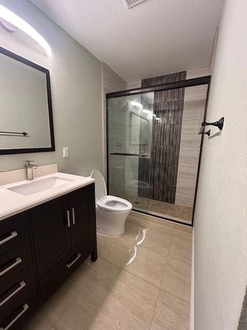 4757 Sunny Palm Circle B, West Palm Beach, FL 33415