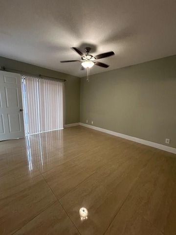 4757 Sunny Palm Circle B, West Palm Beach, FL 33415