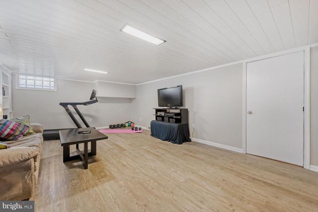 8127 GLEN GARY RD, Towson, MD 21286