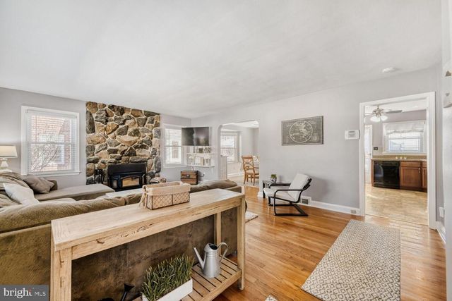 8127 GLEN GARY RD, Towson, MD 21286