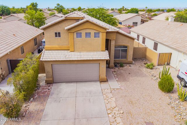 8002 W PRESTON Lane, Phoenix, AZ 85043