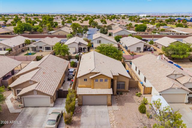 8002 W PRESTON Lane, Phoenix, AZ 85043