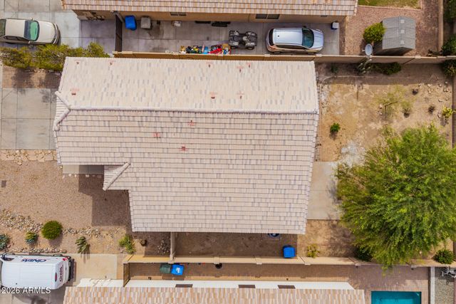 8002 W PRESTON Lane, Phoenix, AZ 85043