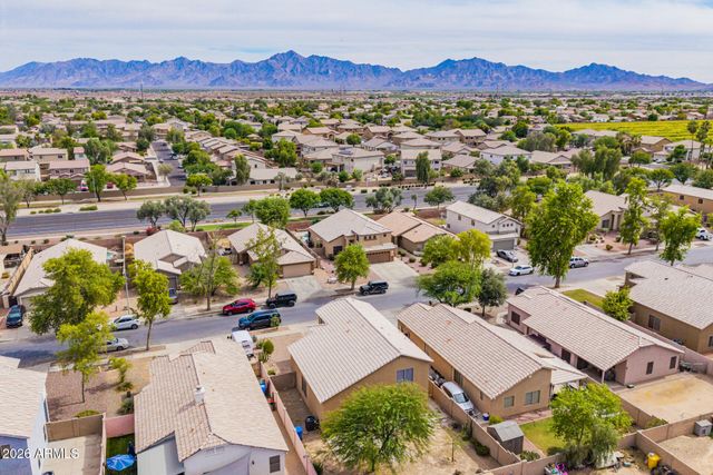 8002 W PRESTON Lane, Phoenix, AZ 85043