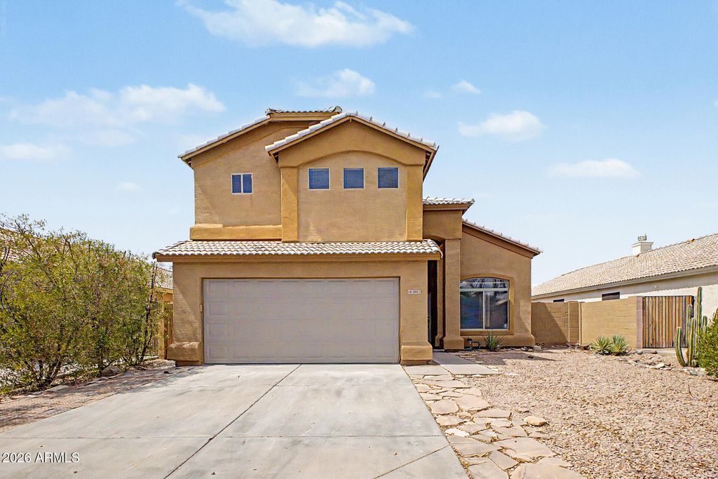 8002 W PRESTON Lane, Phoenix, AZ 85043 — photo 2