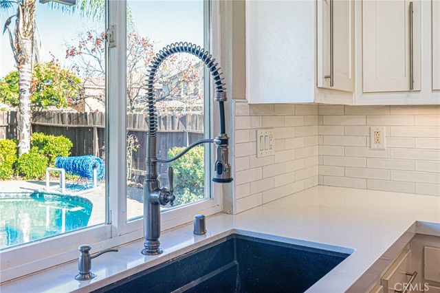 24278 Broad Oak, Murrieta, CA 92562