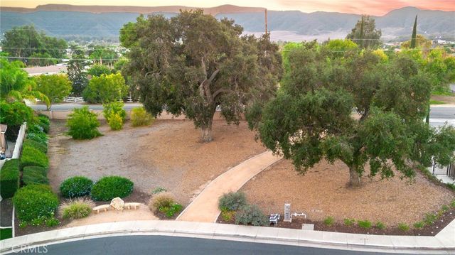 24278 Broad Oak, Murrieta, CA 92562