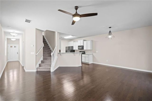 248 Bobbie Way, Woodstock, GA 30189