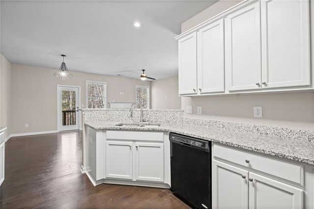 248 Bobbie Way, Woodstock, GA 30189