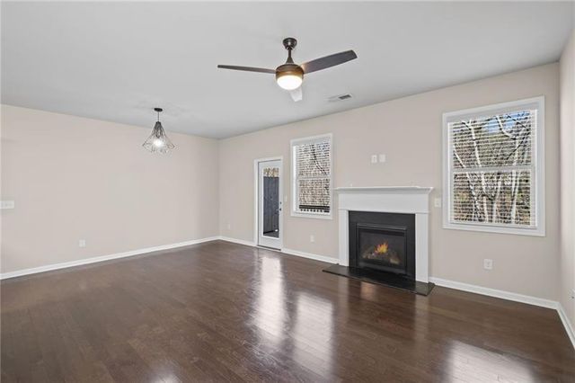 248 Bobbie Way, Woodstock, GA 30189