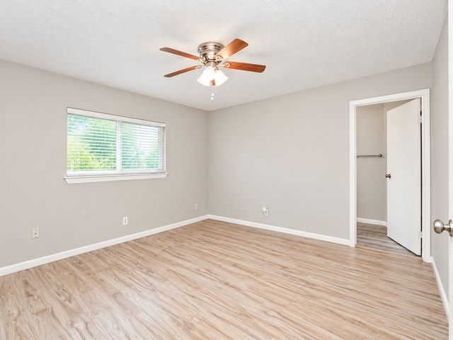 302 Rosemary, Euless, TX 76039