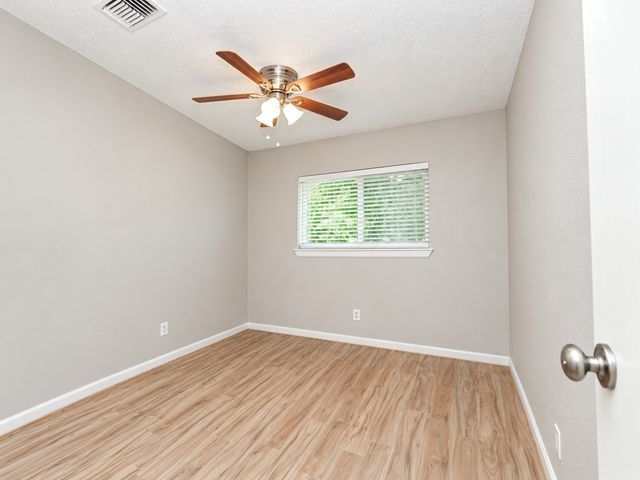302 Rosemary, Euless, TX 76039